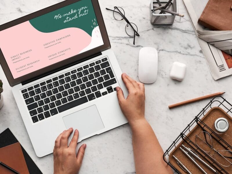 Transformez Votre Espace de Travail avec des Accessoires