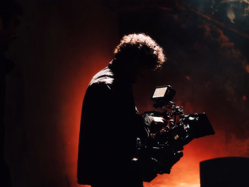 IA au cinéma : révolution créative ou menace pour les réalisateurs
