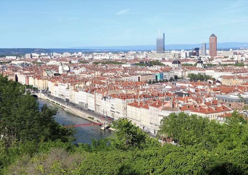 Comment gérer la location d’un bien à Lyon face à l’encadrement des loyers ?