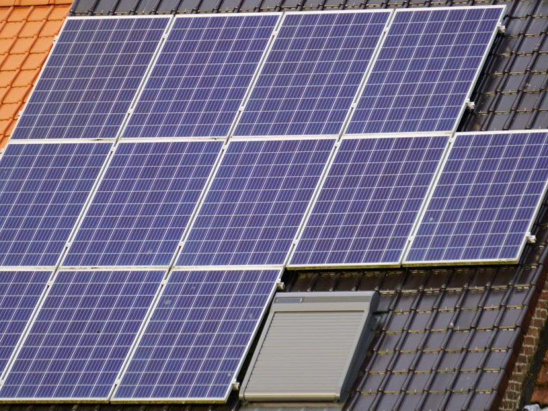 L’impact de l’énergie solaire sur le mode de vie des foyers