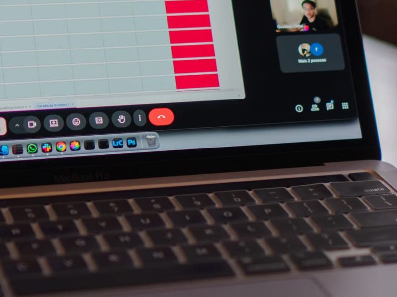 L’impact des technologies transforme société et travail